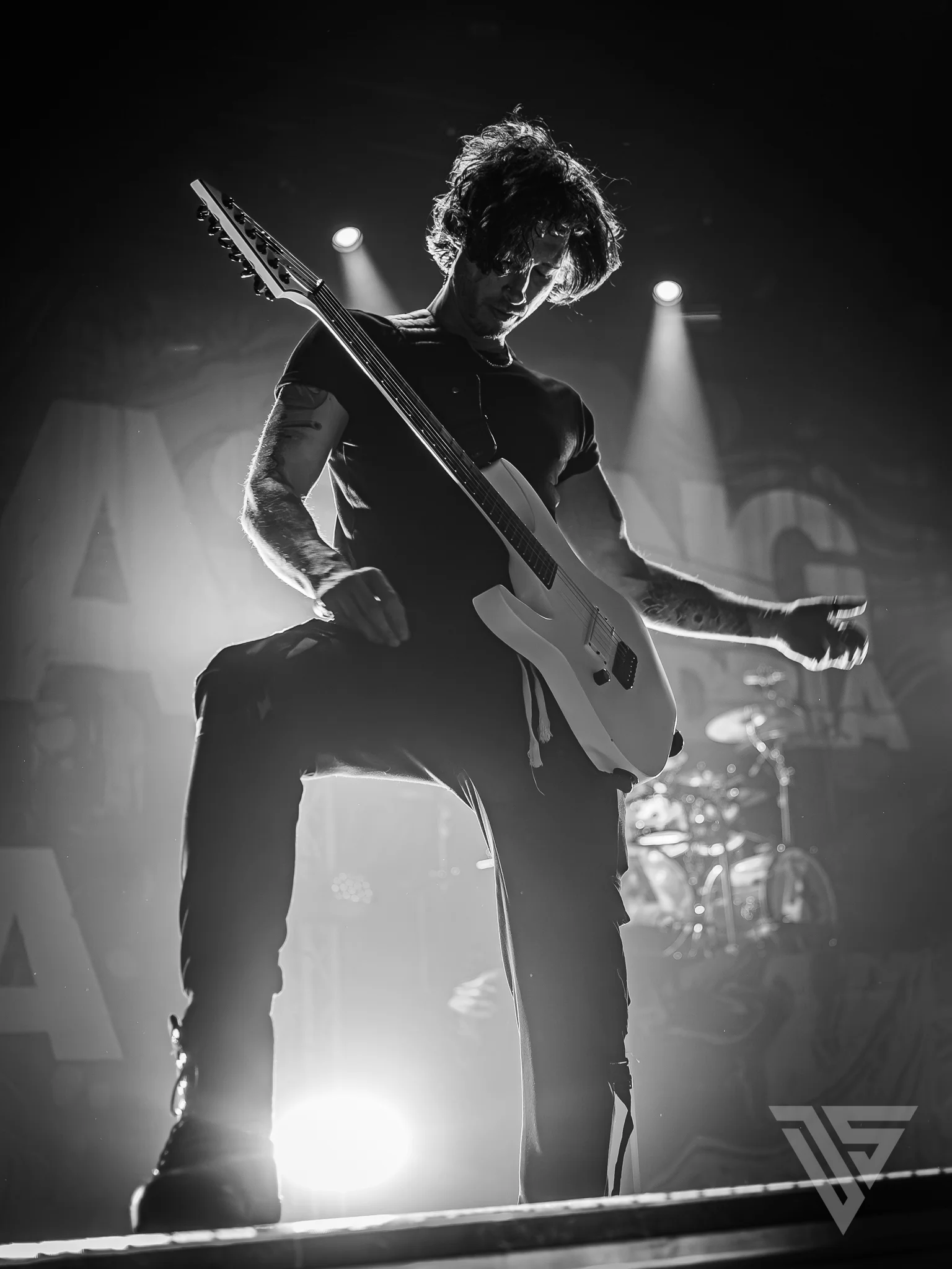 Asking Alexandria — frame 15